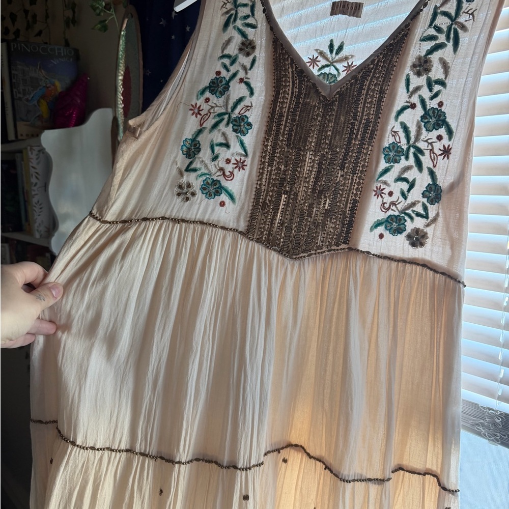 Boho Maxi Dress - Picture 4 of 5
